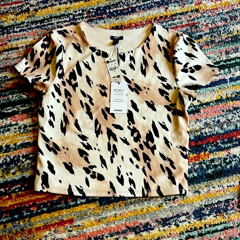 Express contour crop top
